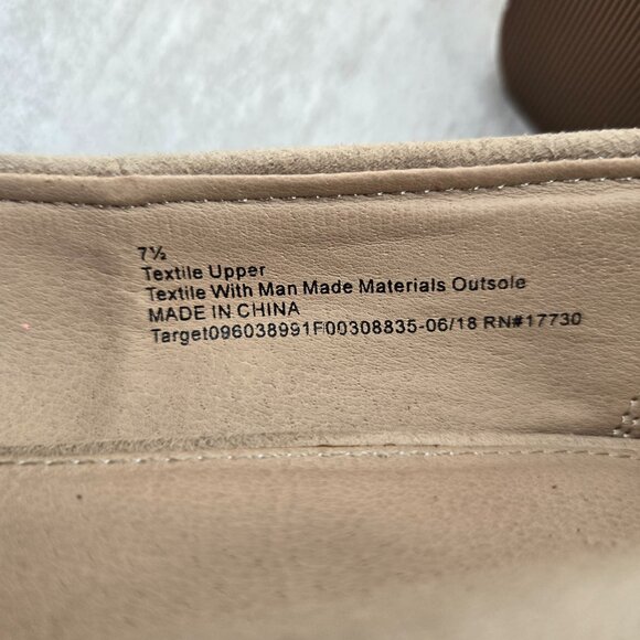 Universal Thread Pumps Size 7.5 Tan Minimalist Career Work Low Block Heel Shoes - Picture 9 of 11